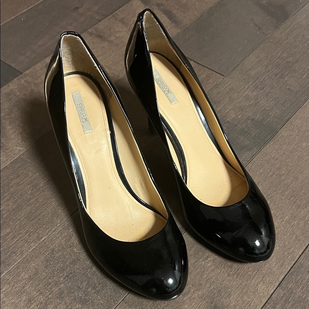 Geox Shiny Black Heels 8